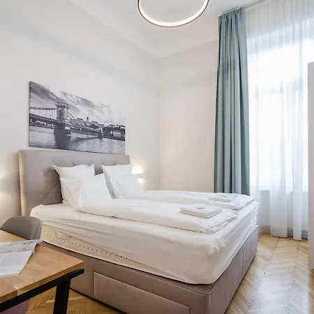 Klauzal City Garden - 2-bedroom K34 Appartamento *