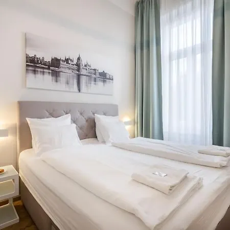 Klauzal City Garden - 2-bedroom K34 * Budapest