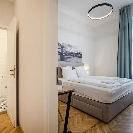 Klauzal City Garden - 2-bedroom K34 Apartment *